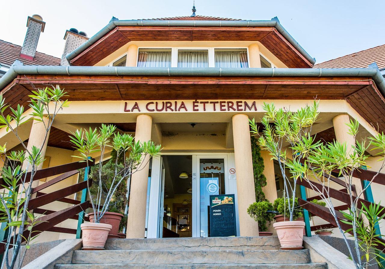 Bed and Breakfast La Curia Panzió Dunaszeg Exterior foto